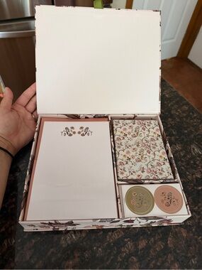 Fringe Boxed Stationary Set